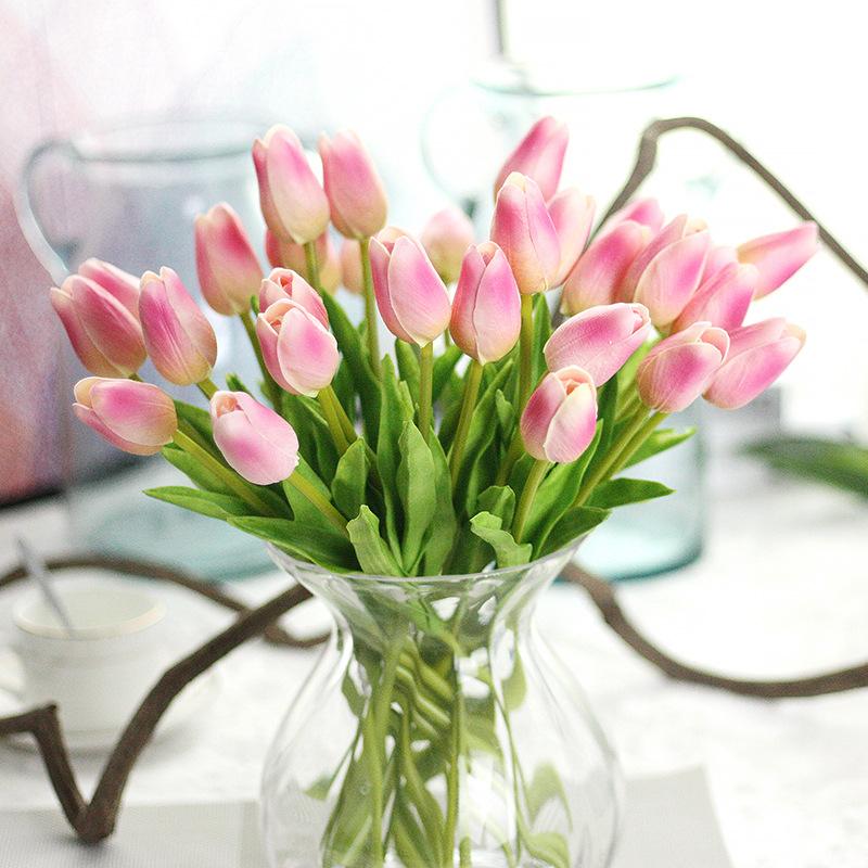 Buquê de Tulipas Artificiais em Seda