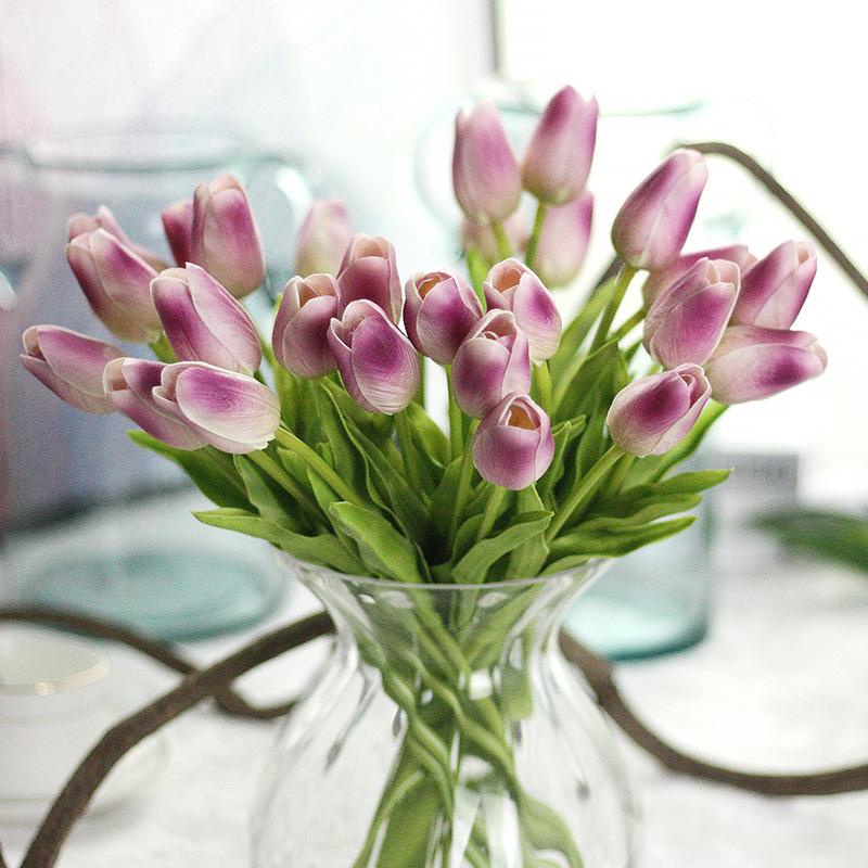 Buquê de Tulipas Artificiais em Seda