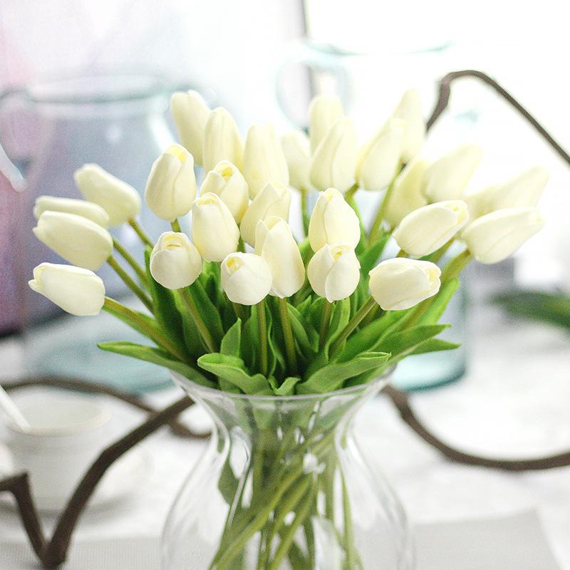 Buquê de Tulipas Artificiais em Seda
